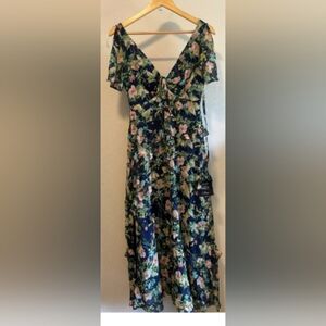 Women's Lulus Floral Print Midi Dress Size X-Small New In Sealed Bag